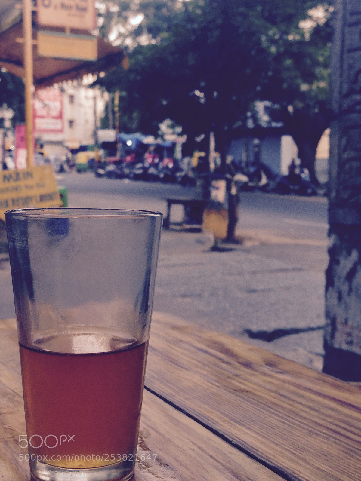 Apple iPhone 5 sample photo. #streetlife photography