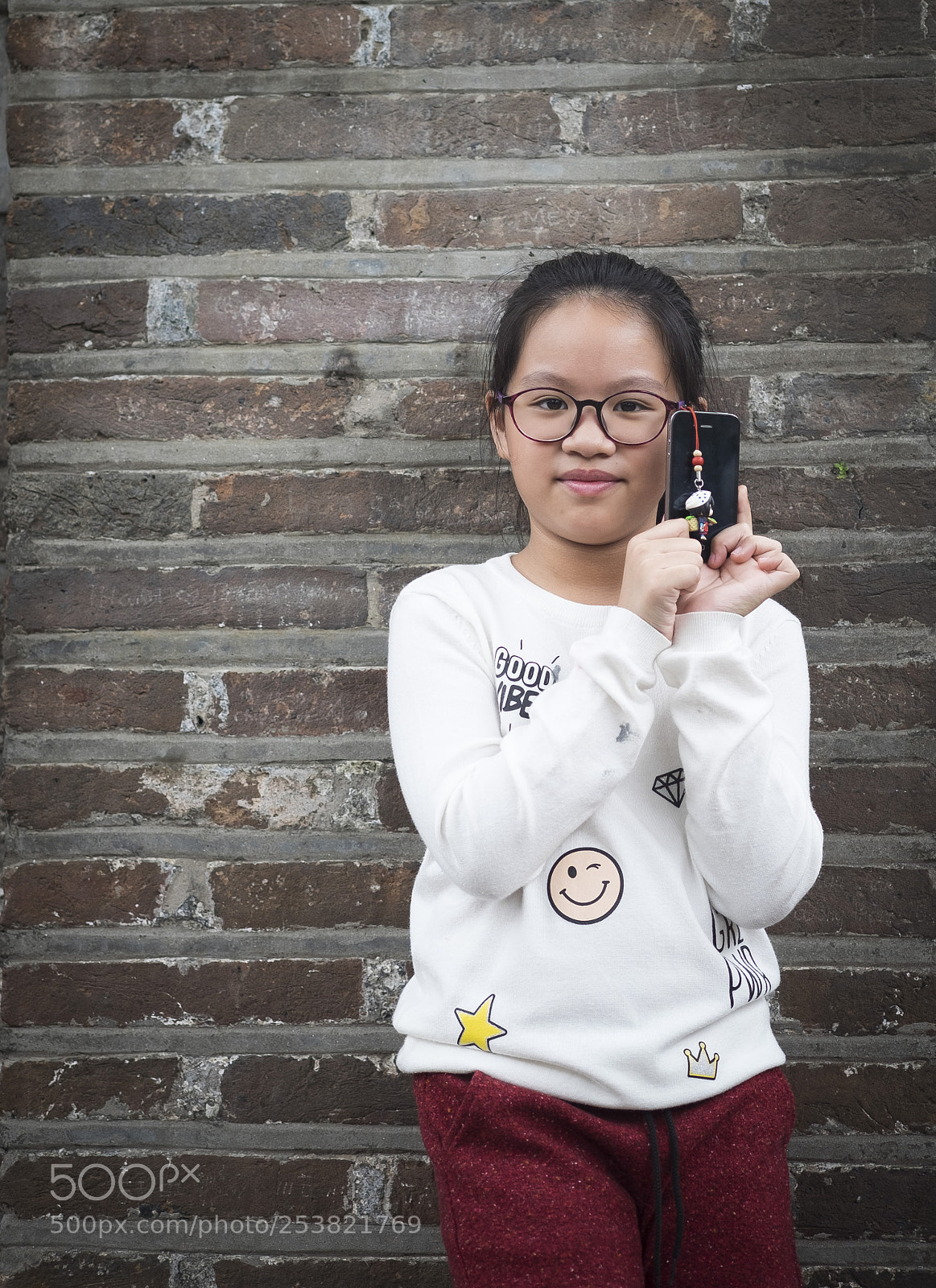 Fujifilm X-T10 sample photo. My model with her photography
