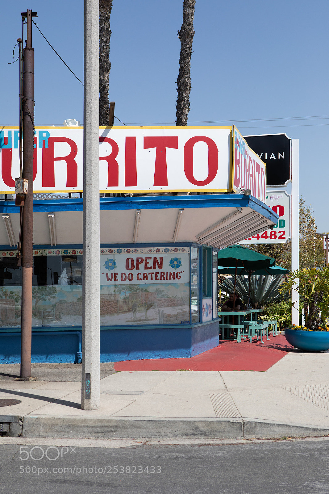 Canon EOS 5D Mark IV sample photo. Super burrito colorado blvd photography