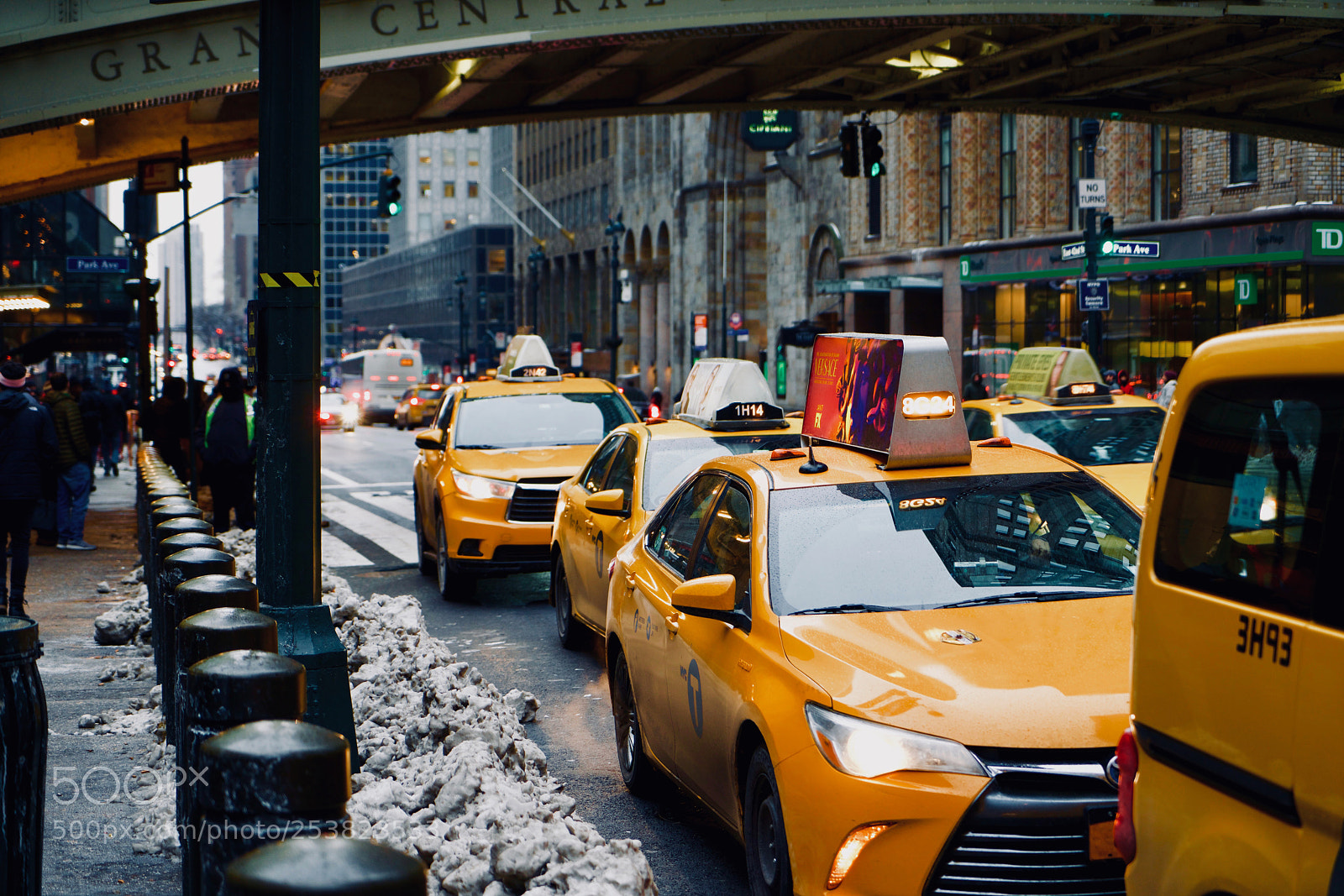 Sony a7R II sample photo. Yellow cab photography