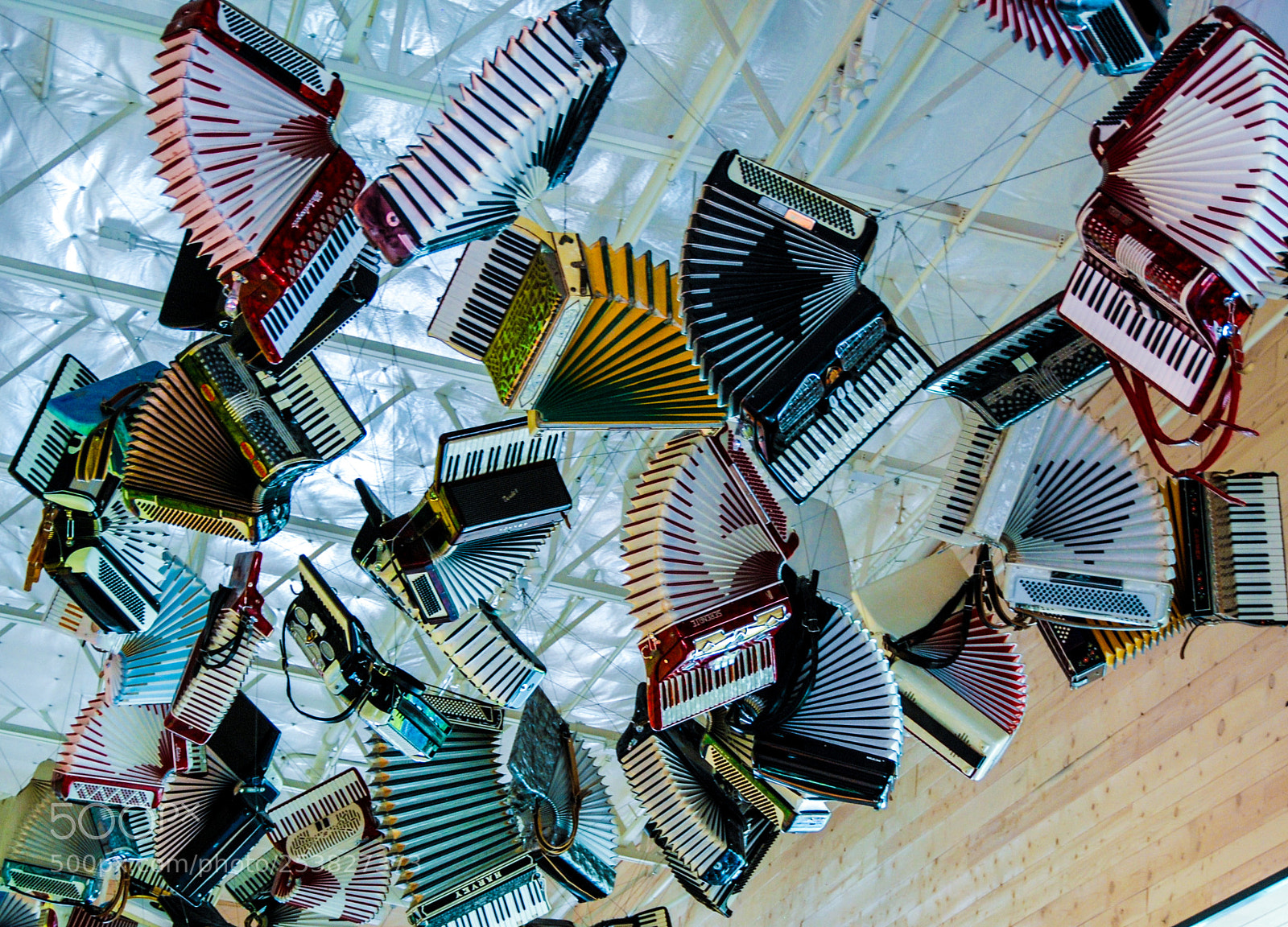 Nikon D80 sample photo. Floating accordions photography