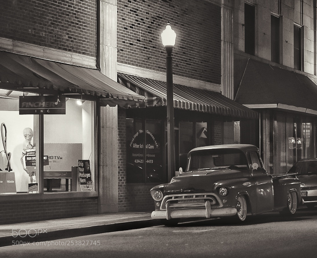 Nikon D3400 sample photo. Main street photography
