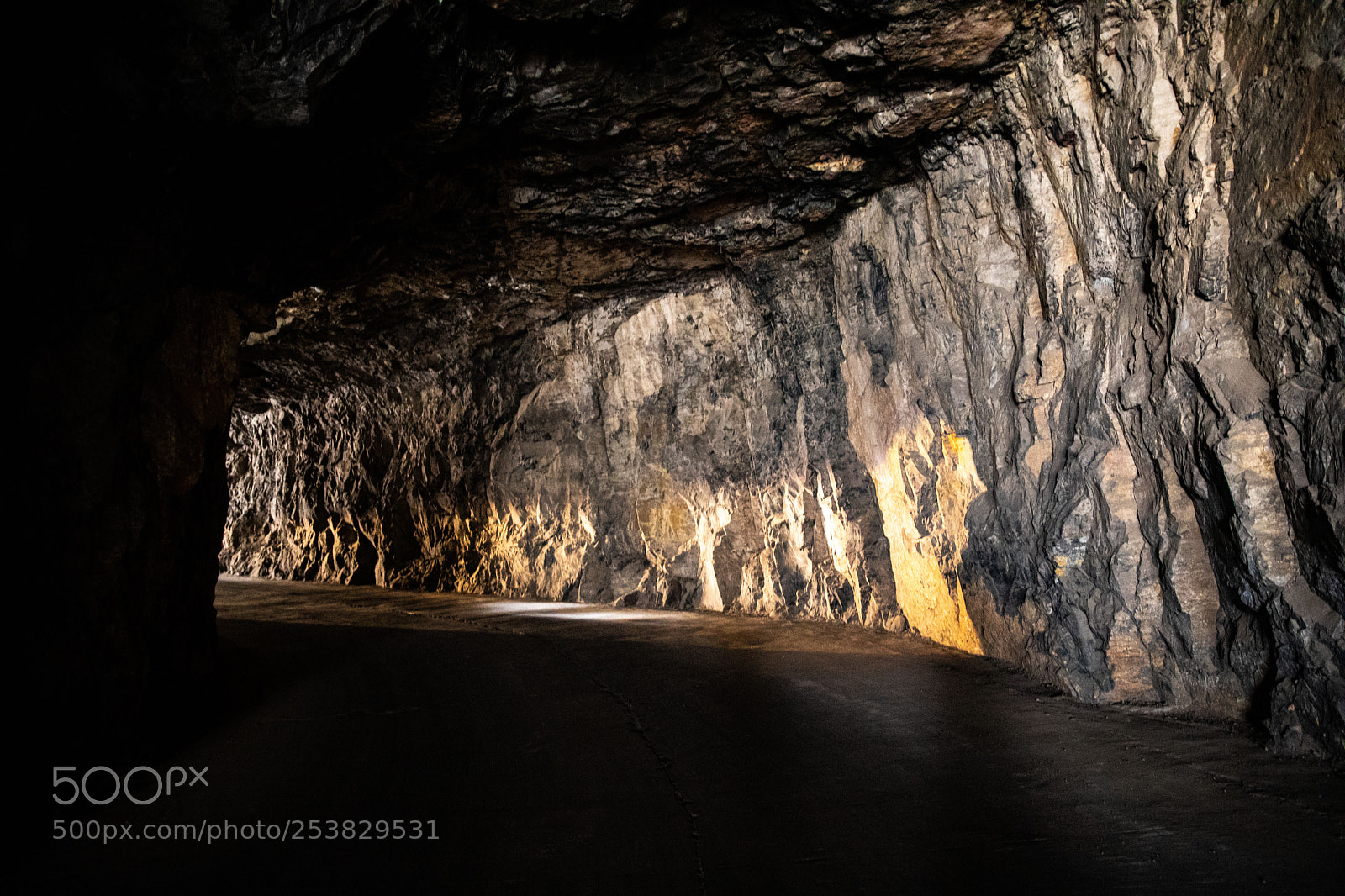 Canon EOS 5D Mark IV sample photo. Light-far photography