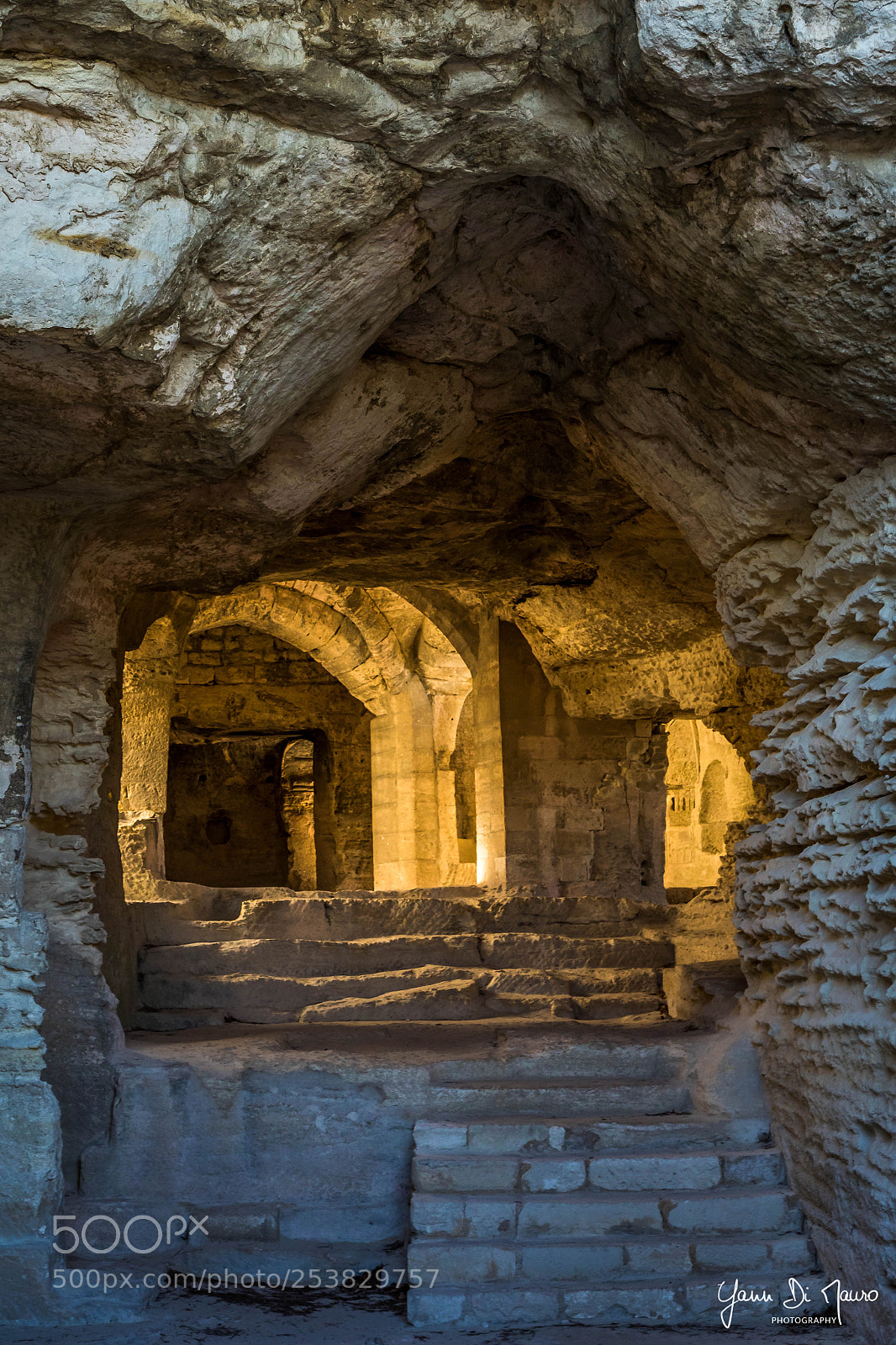 Canon EOS 7D Mark II sample photo. Abbaye de saint-roman photography