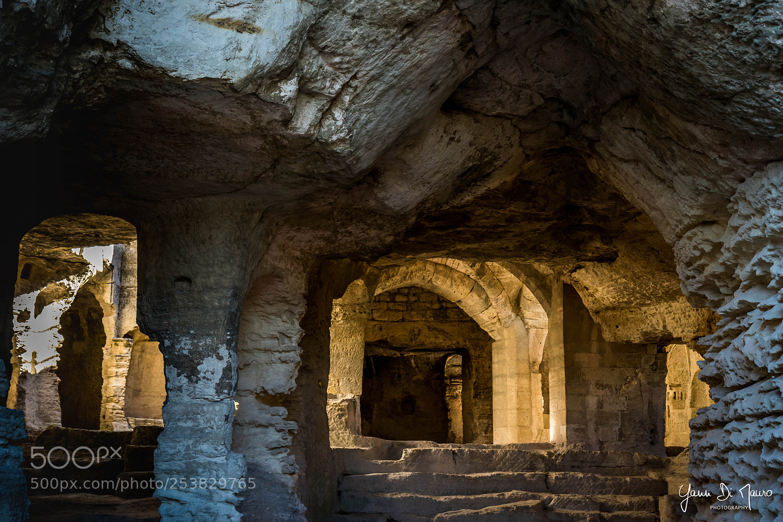 Canon EOS 7D Mark II sample photo. Abbaye de saint-roman photography