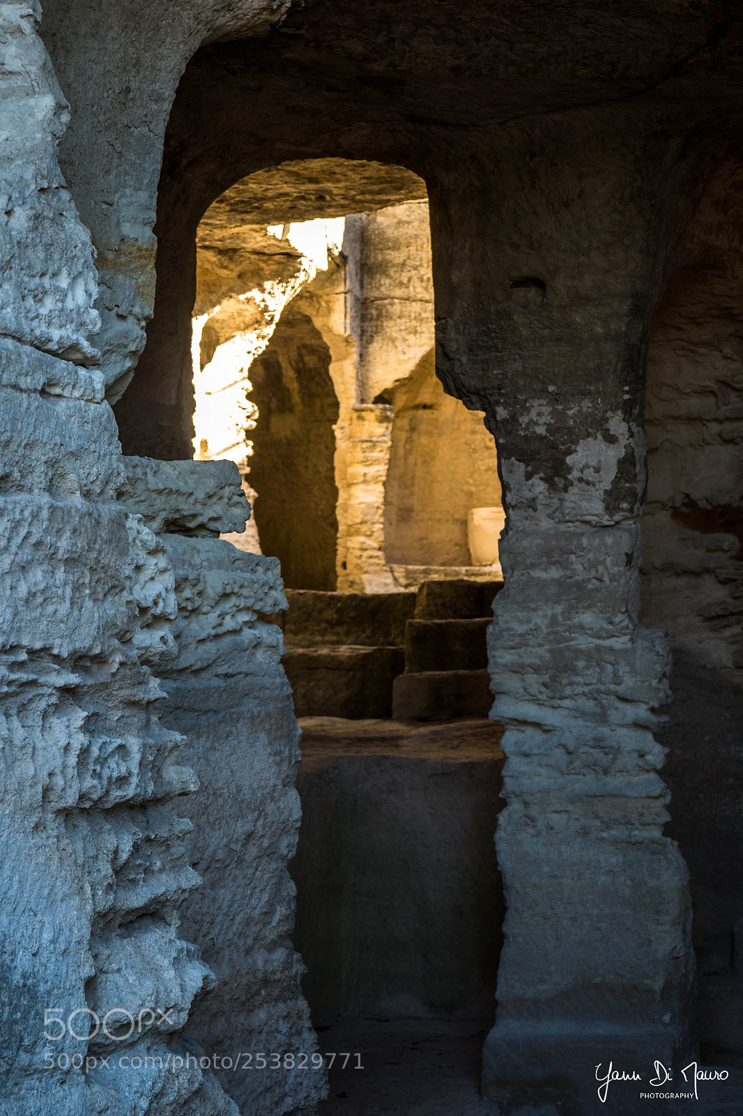 Canon EOS 7D Mark II sample photo. Abbaye de saint-roman photography