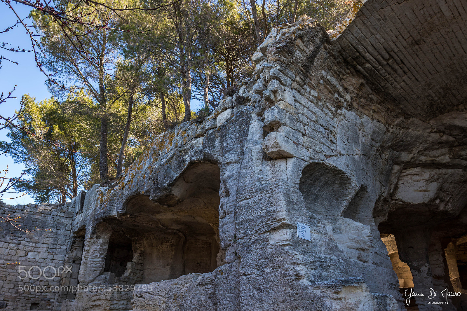 Canon EOS 7D Mark II sample photo. Abbaye de saint-roman photography