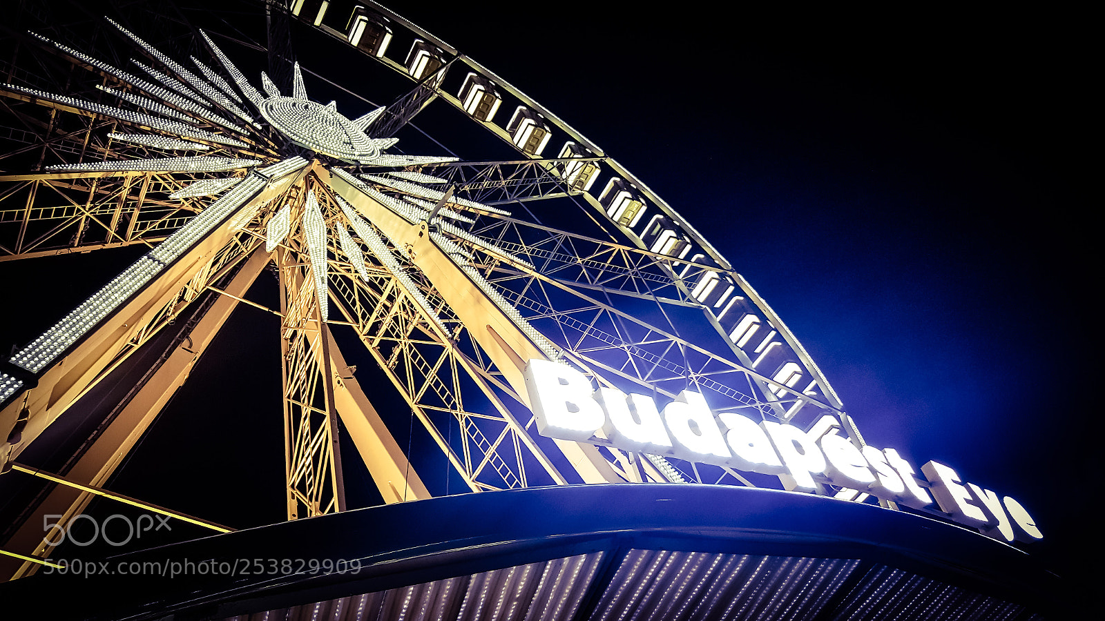 Samsung GALAXY S6 edge sample photo. Budapest eye photography