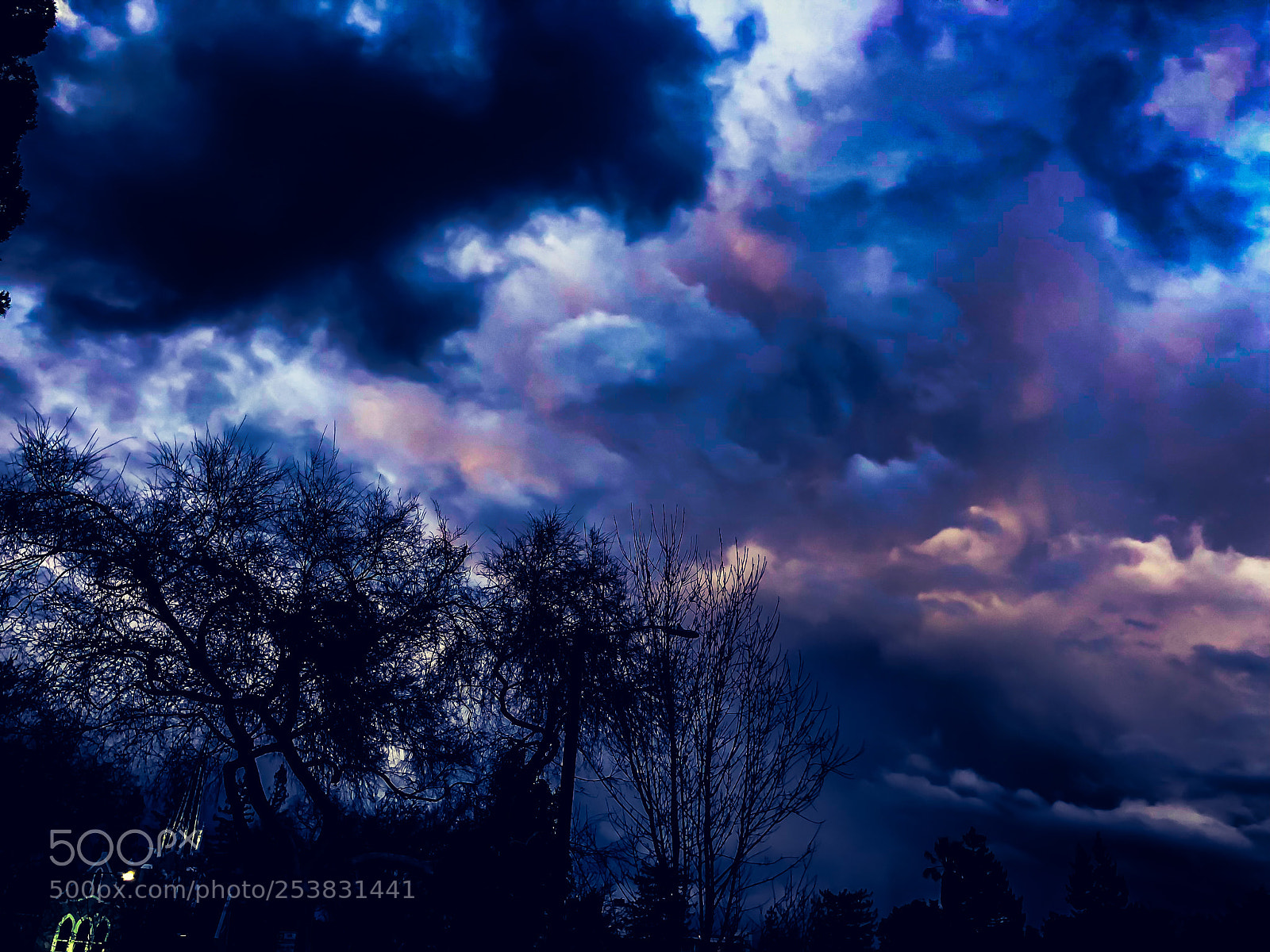 Apple iPhone X sample photo. Troubled colorful skies photography