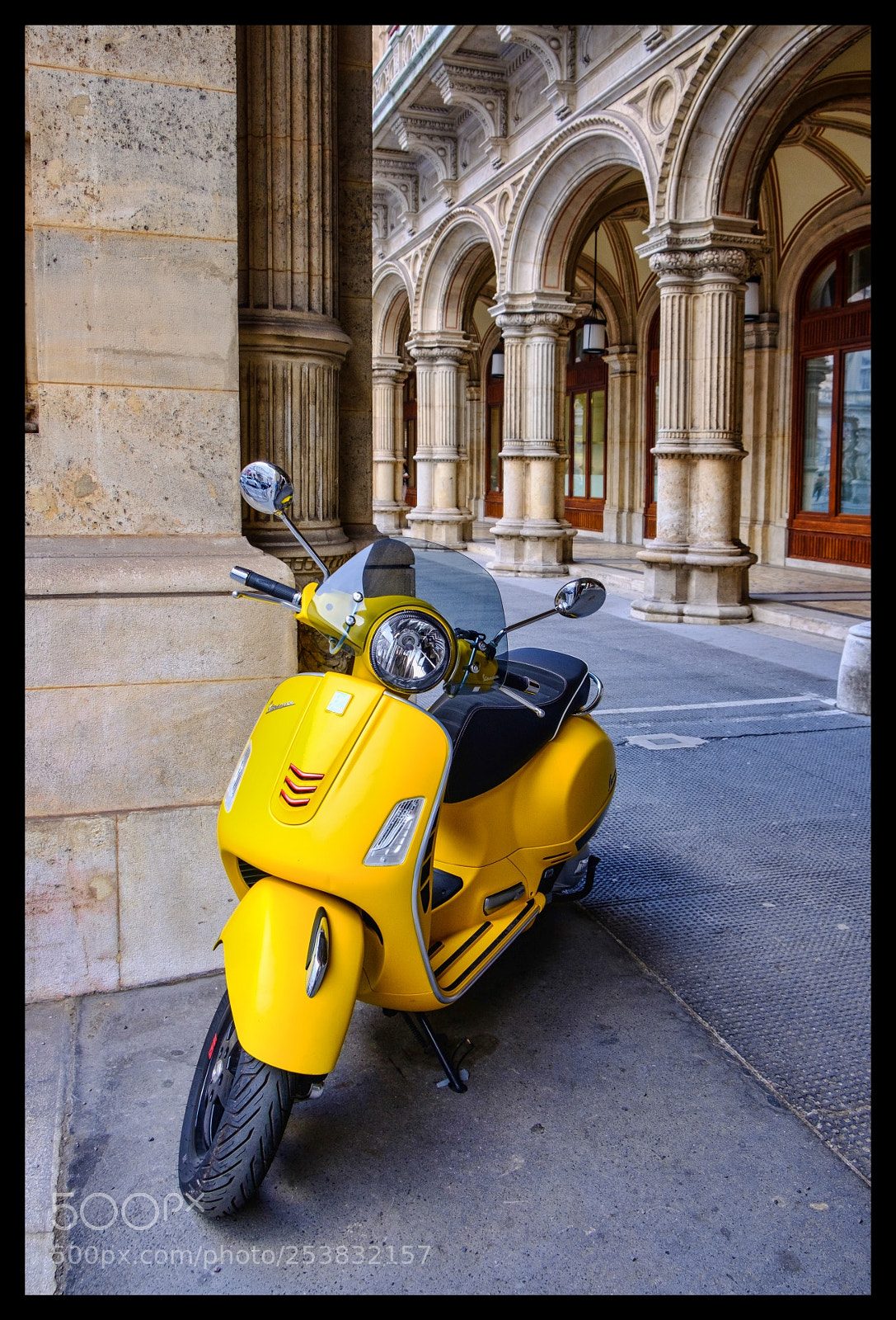 Fujifilm X-T20 sample photo. Yellow vespa photography