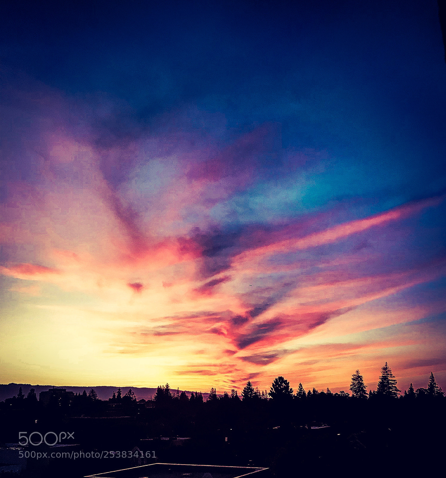 Apple iPhone 7 sample photo. Sunset from the window photography