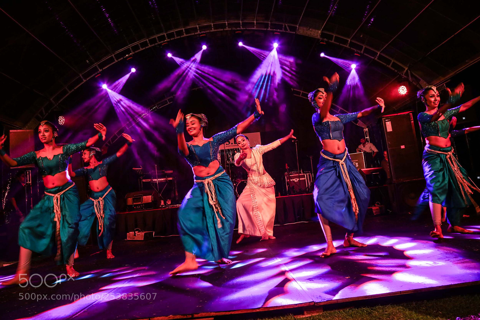 Canon EOS 6D sample photo. Musical and dancing events photography
