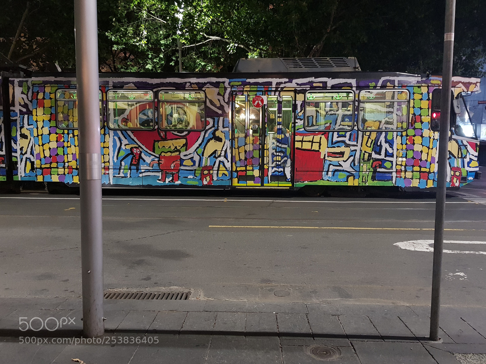 Samsung Galaxy S8 sample photo. Zooming colour photography