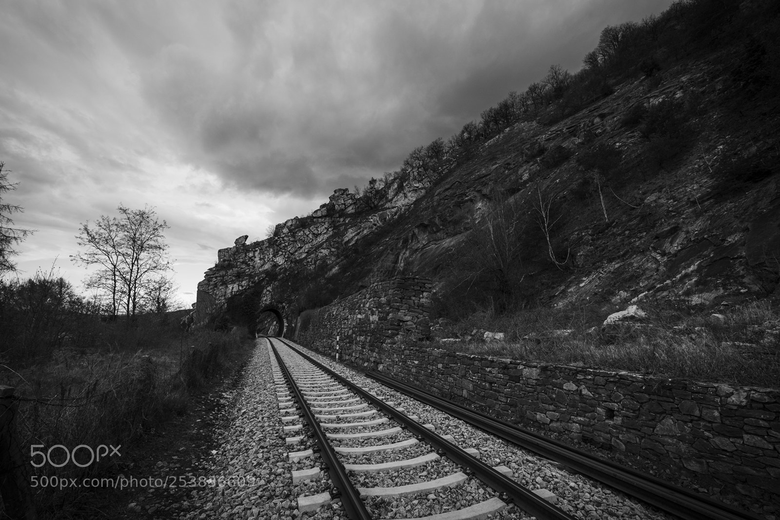 Fujifilm X-T20 sample photo. Tunnel vor spitz an photography