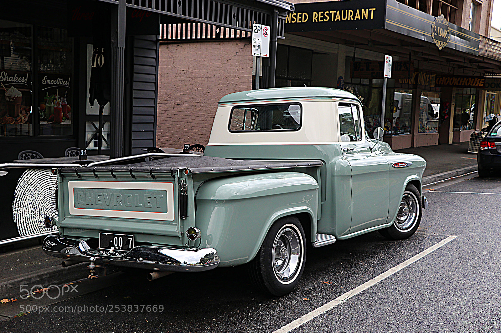 Canon EOS 80D sample photo. Chevy pick up truck photography