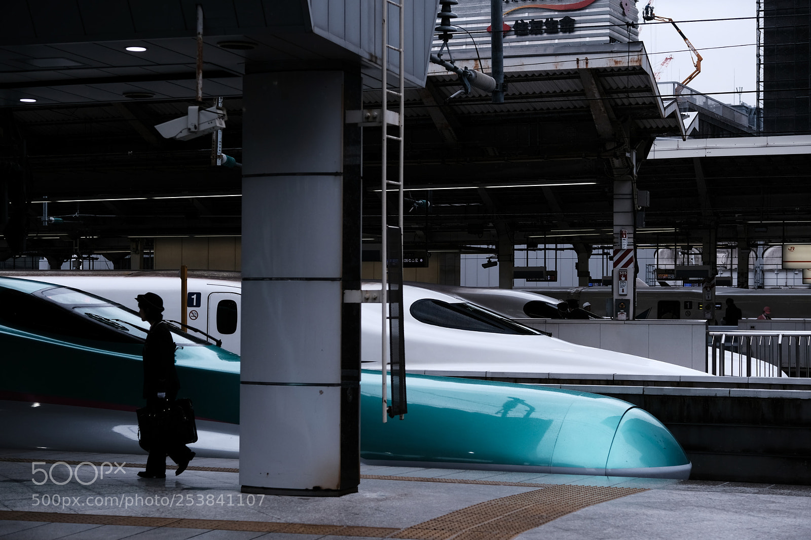 Fujifilm X-Pro2 sample photo. Arrival photography