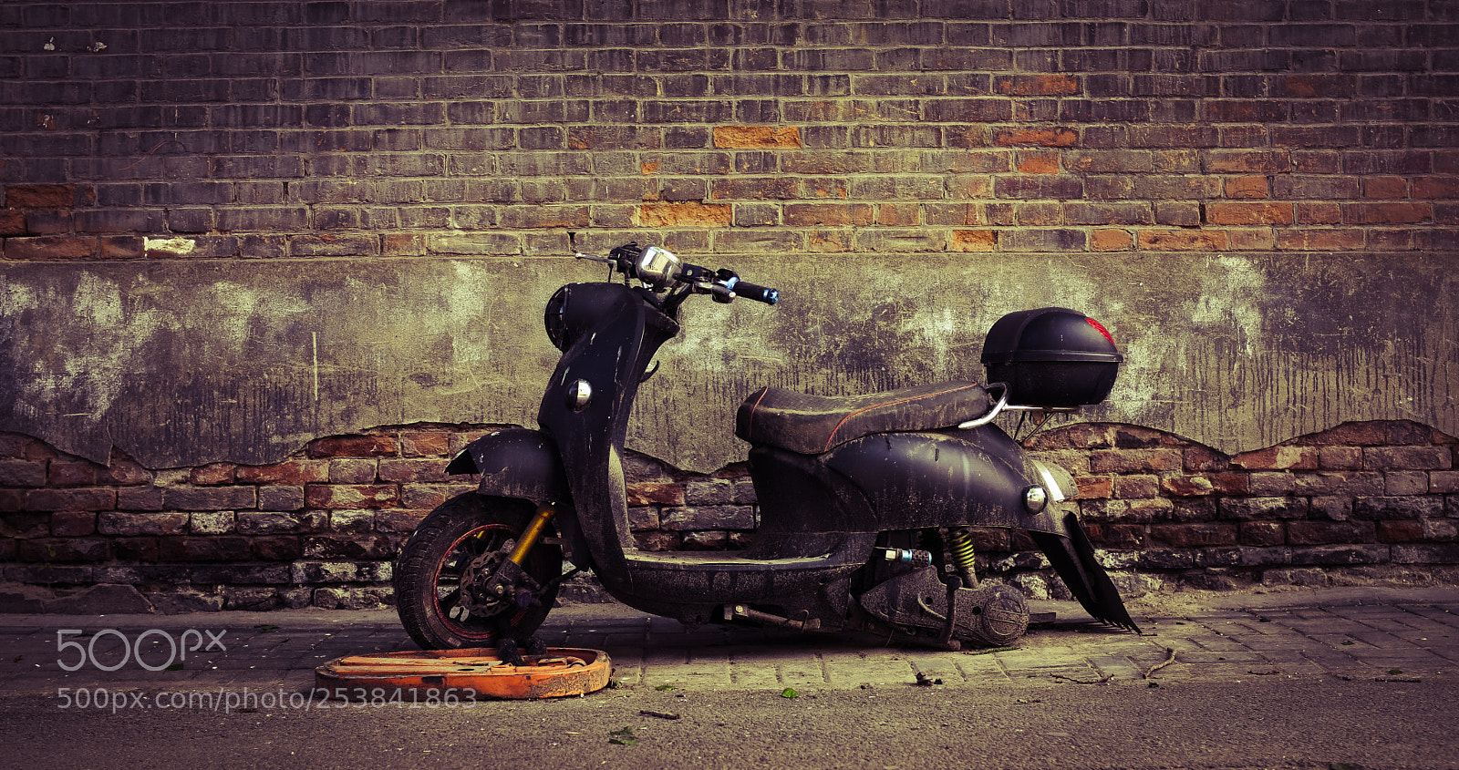 Fujifilm X100F sample photo. 旧车 photography