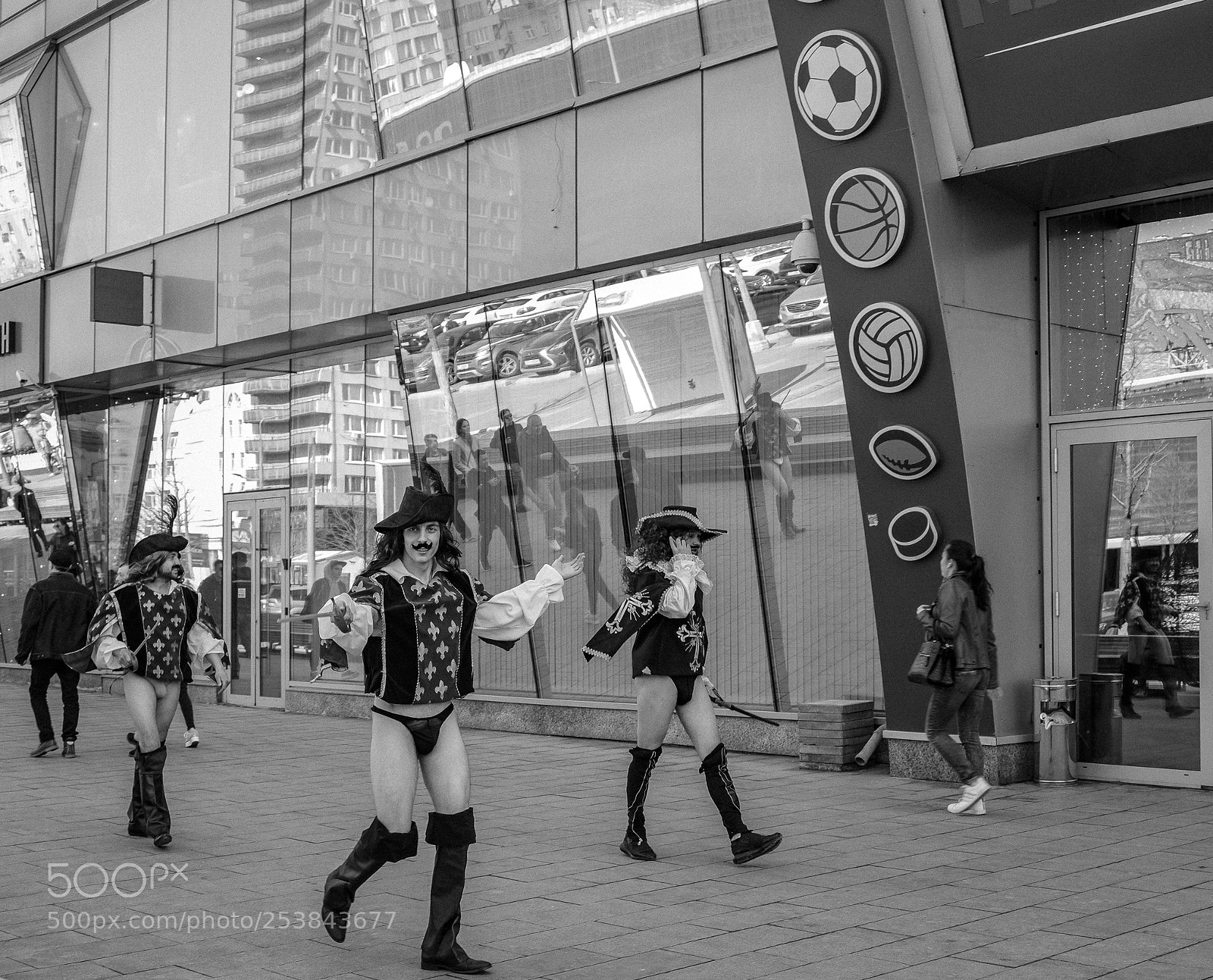 Fujifilm X-T2 sample photo. Walk photography