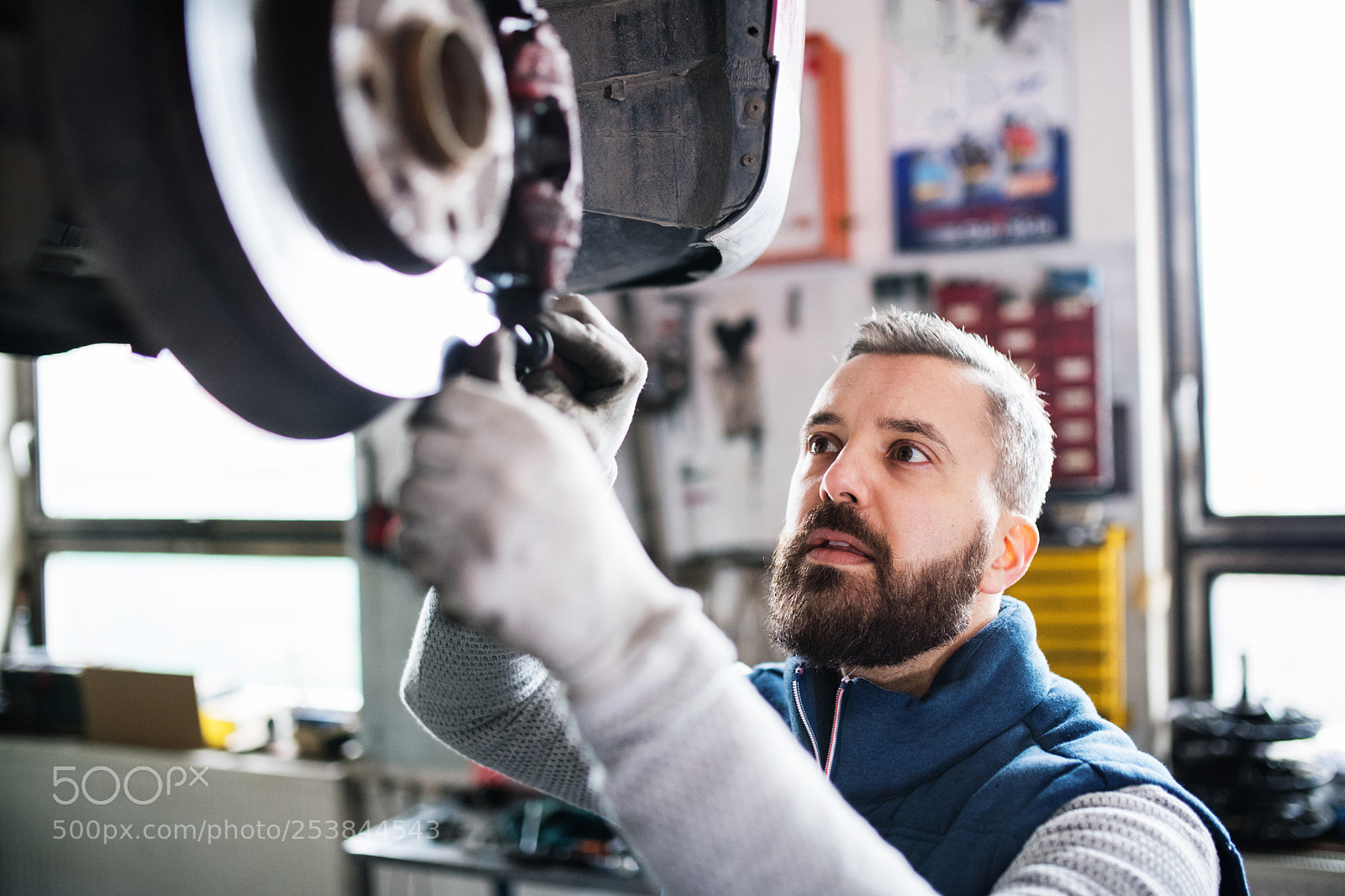 Nikon D5 sample photo. Man mechanic repairing a photography