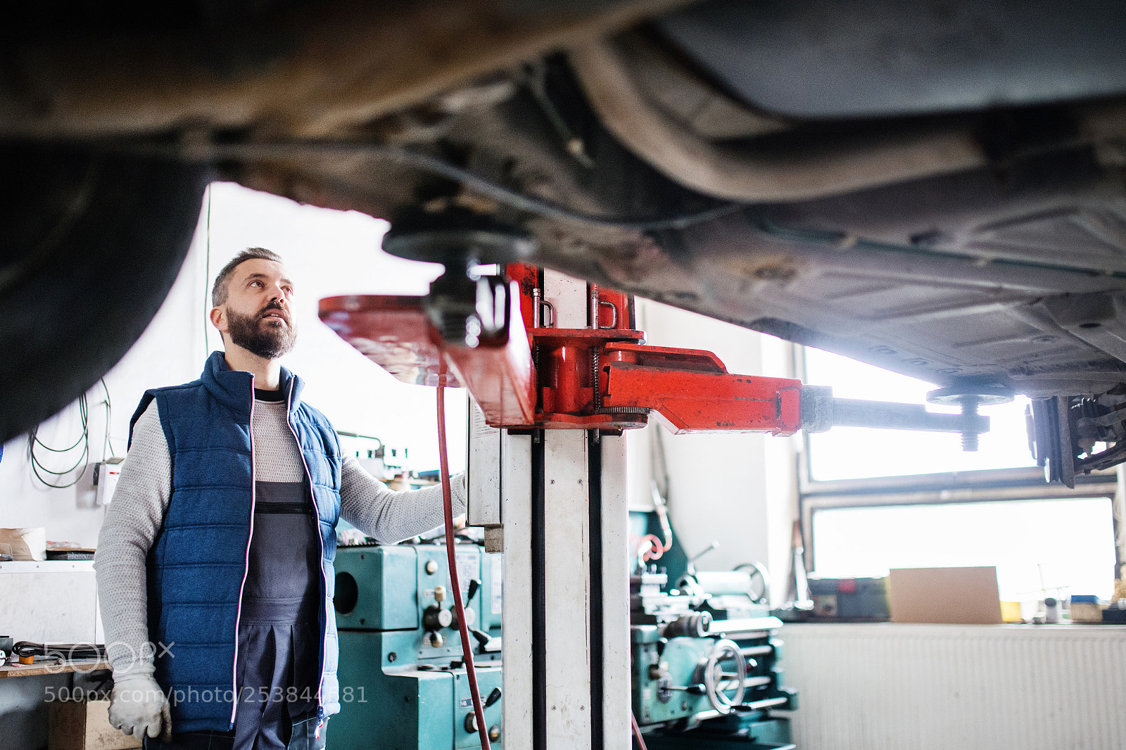 Nikon D5 sample photo. Man mechanic repairing a photography