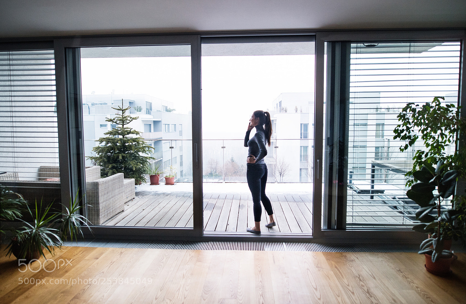 Nikon D5 sample photo. Woman by the window photography