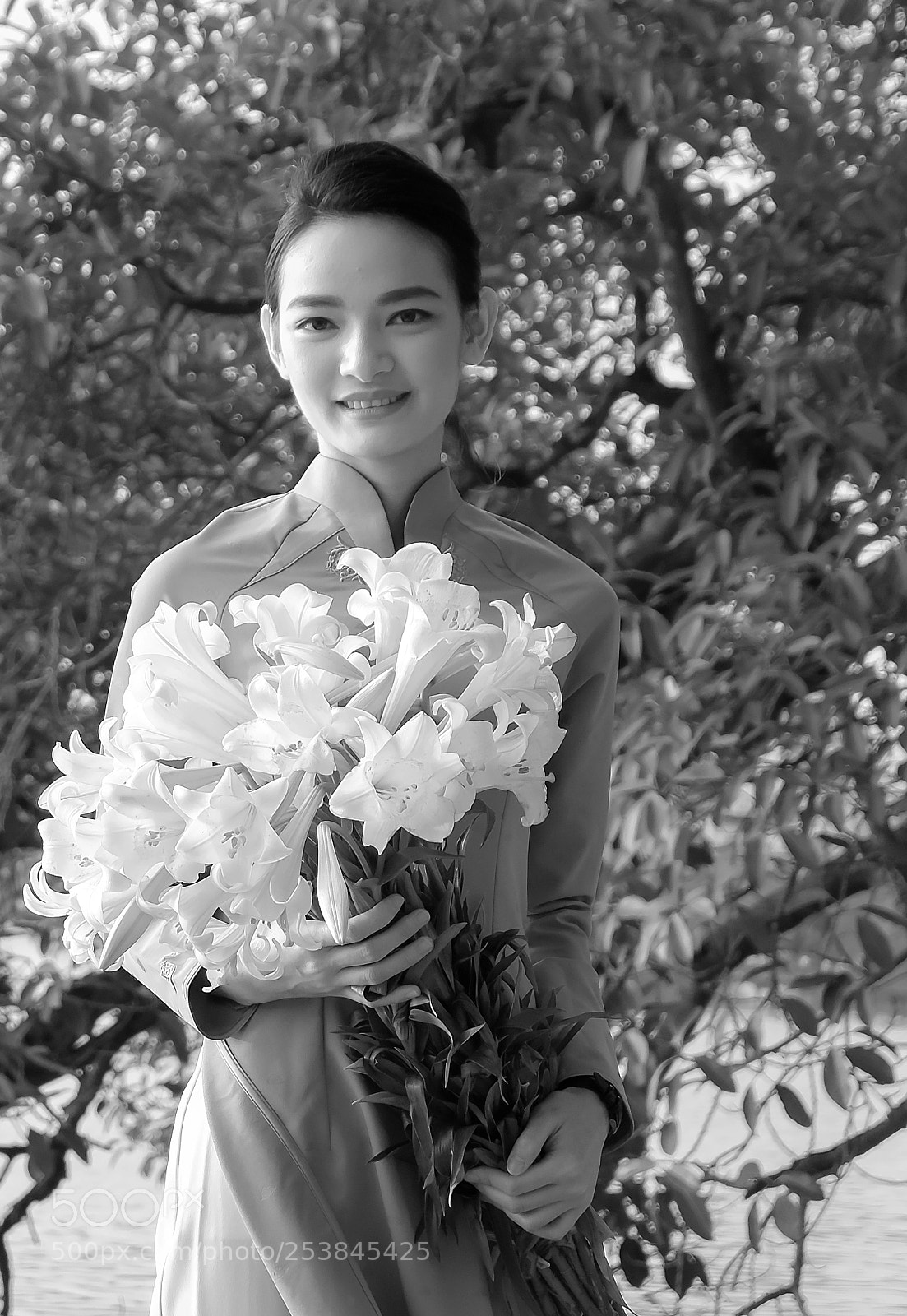 Fujifilm X-E1 sample photo. Gilr &flowes photography