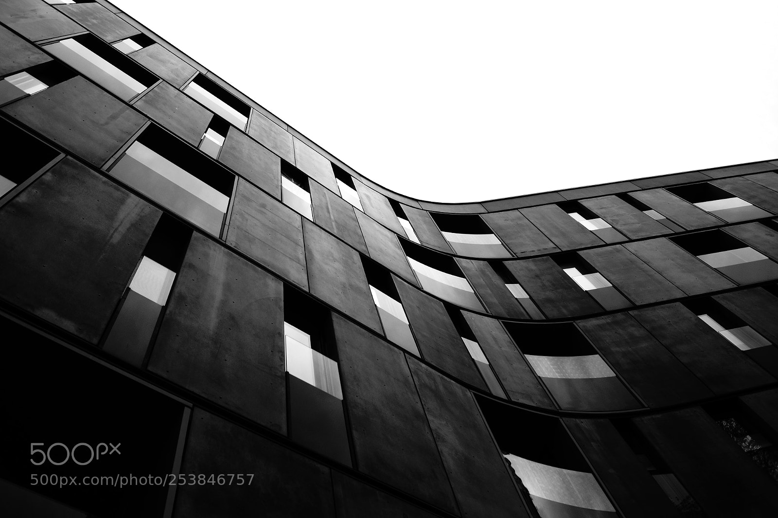 Sony SLT-A58 sample photo. City curves photography