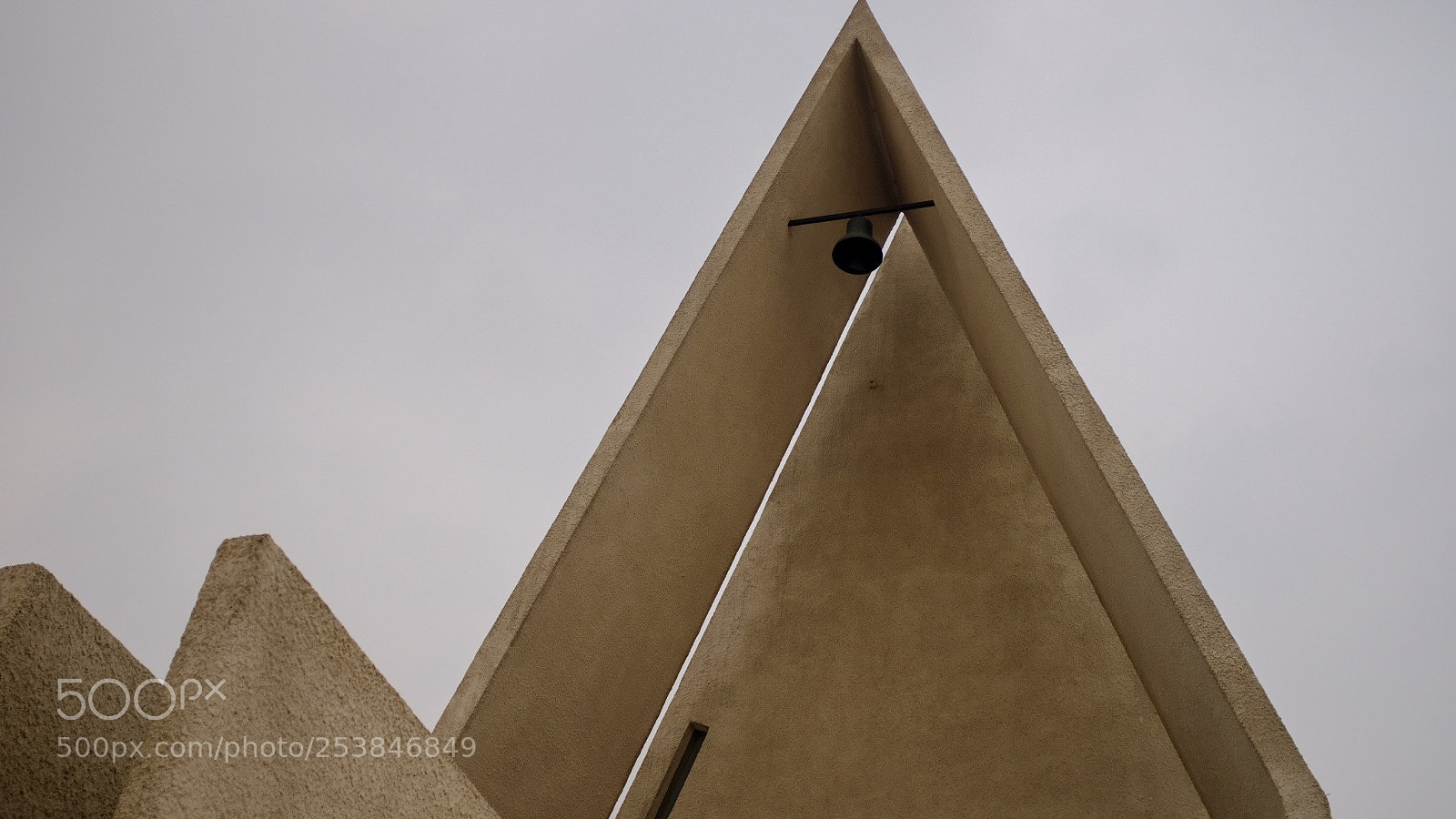 Fujifilm X100F sample photo. Untitled photography