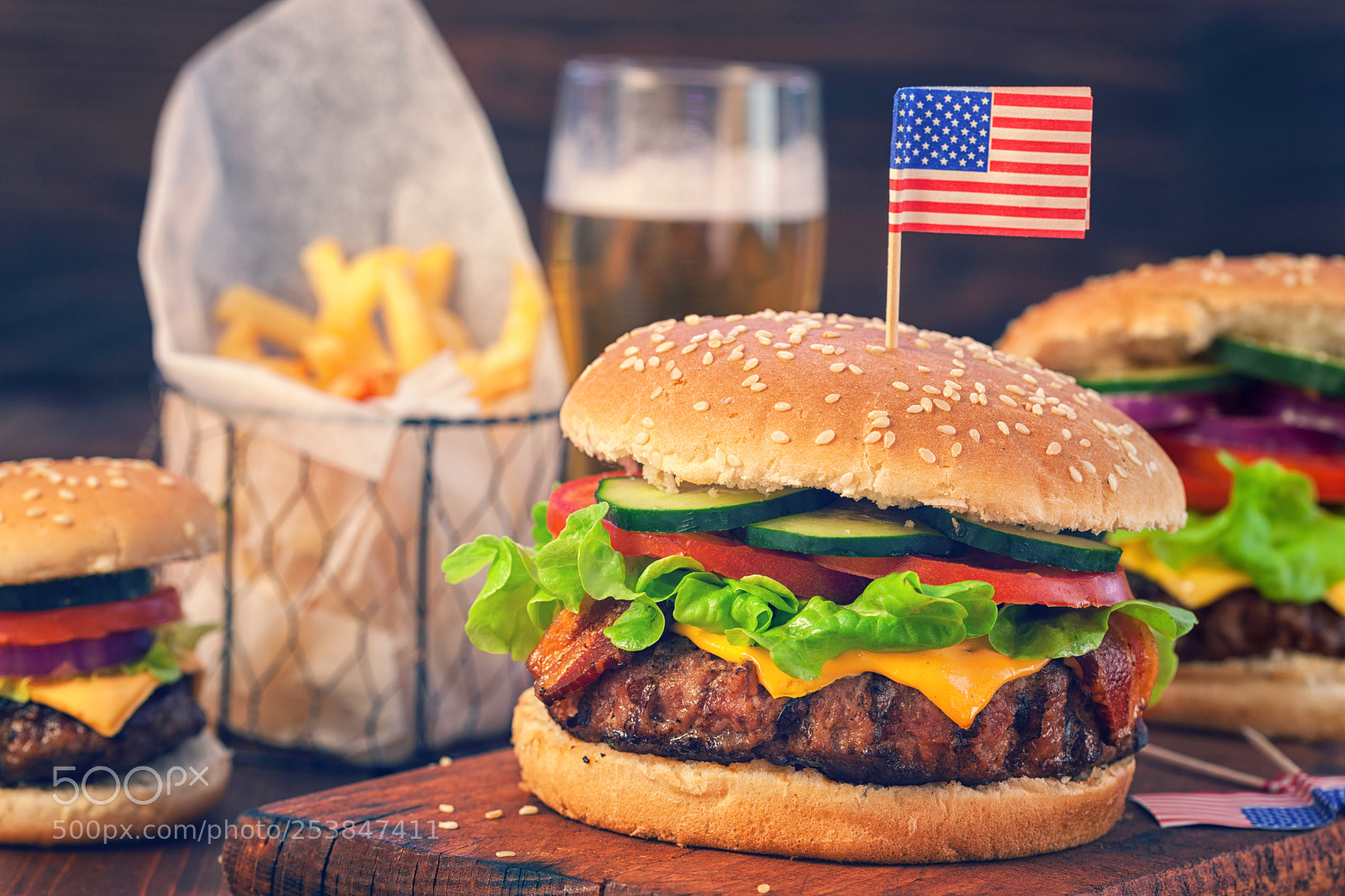Canon EOS 5D Mark II sample photo. Homemade burger with bacon photography
