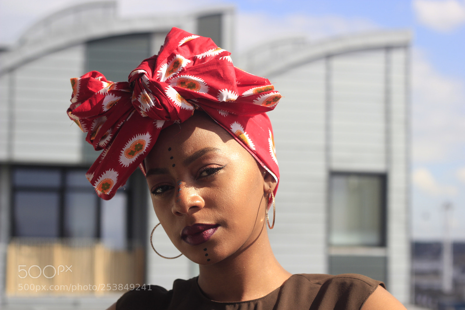 Canon EOS 550D (EOS Rebel T2i / EOS Kiss X4) + Canon EF 50mm F1.8 II sample photo. Natasha's headwrap collection photography