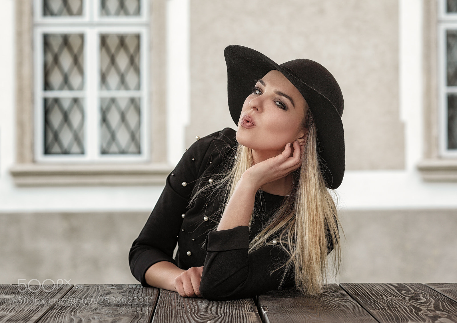 Canon EOS 5D Mark II sample photo. Lucie photography