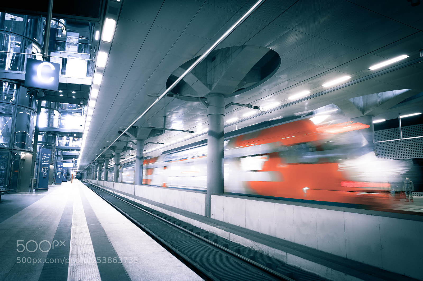 Nikon D700 sample photo. Berlin bahnhof photography