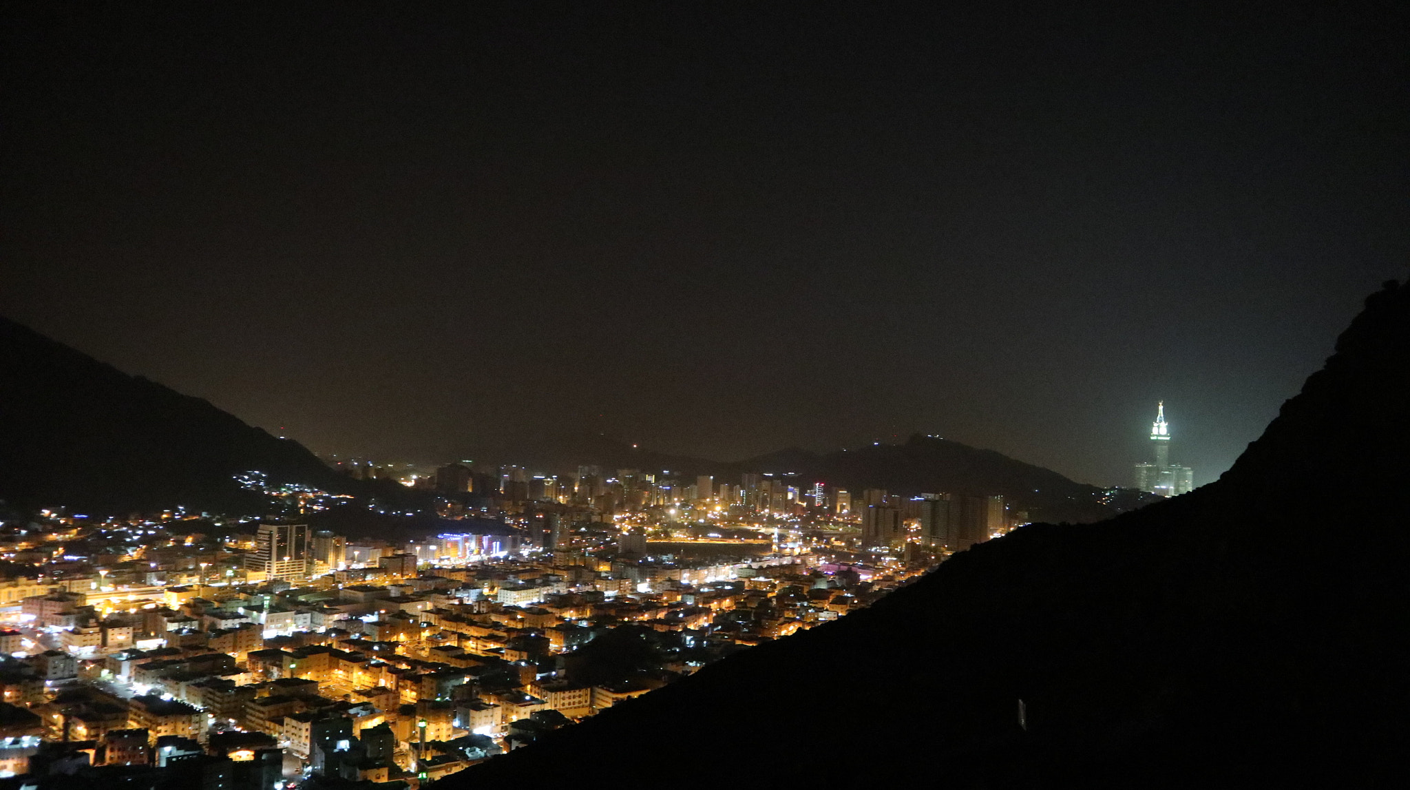 Canon EOS M6 sample photo. View makkah in mountain photography