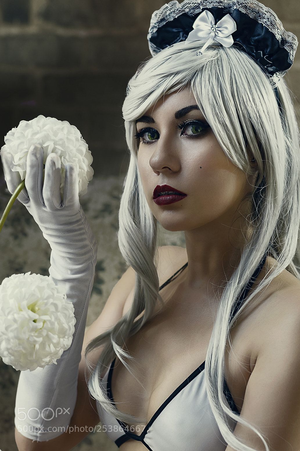 Nikon D600 sample photo. Blond model with flowers photography