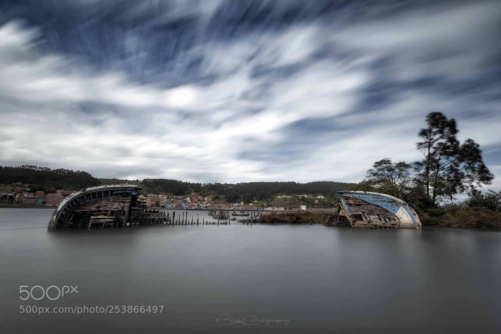 Canon EOS 5D Mark II sample photo. Between wind and calm... photography