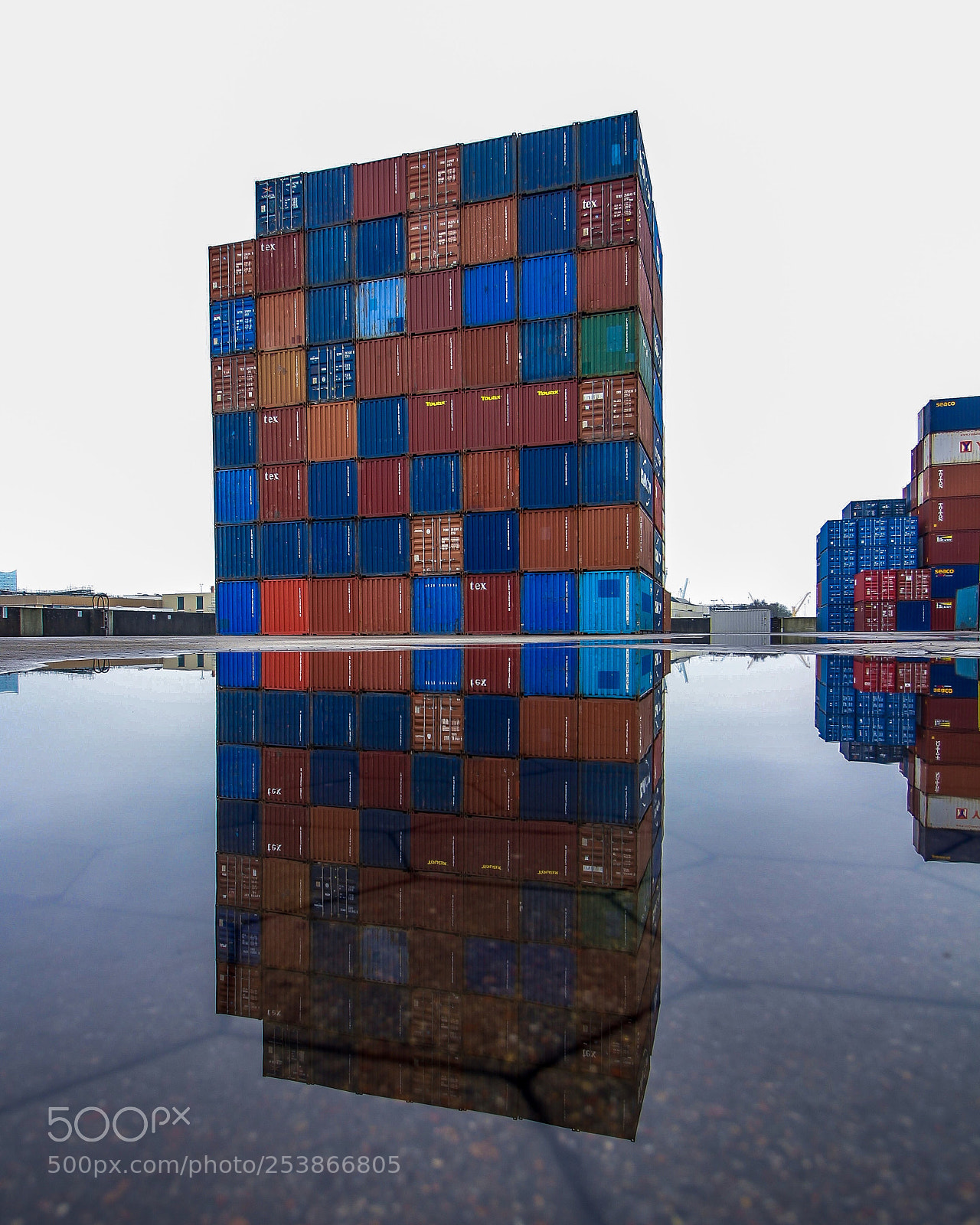 Canon EOS 700D (EOS Rebel T5i / EOS Kiss X7i) sample photo. Container tetris... photography