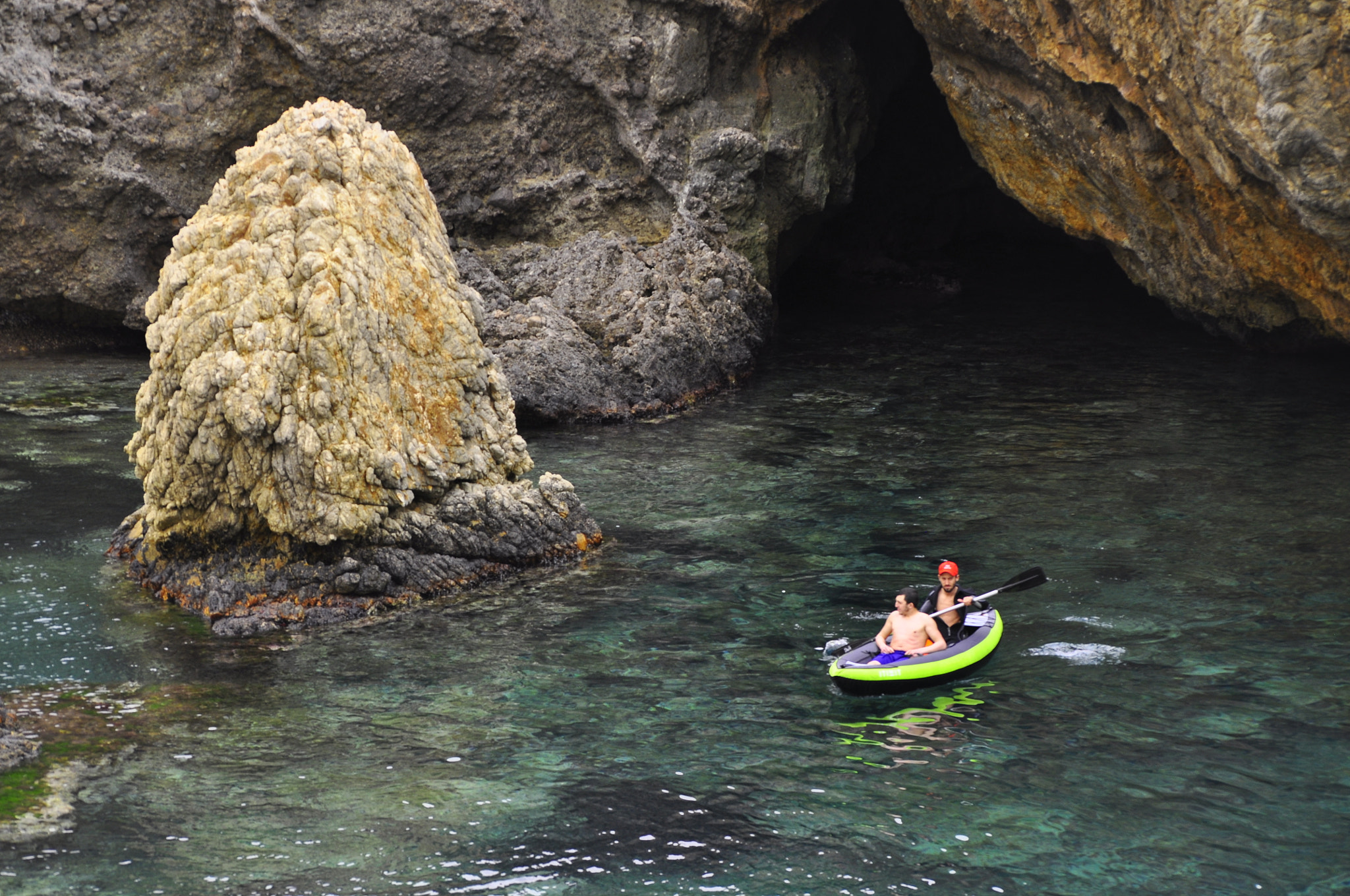 Nikon D5000 sample photo. Kayak photography