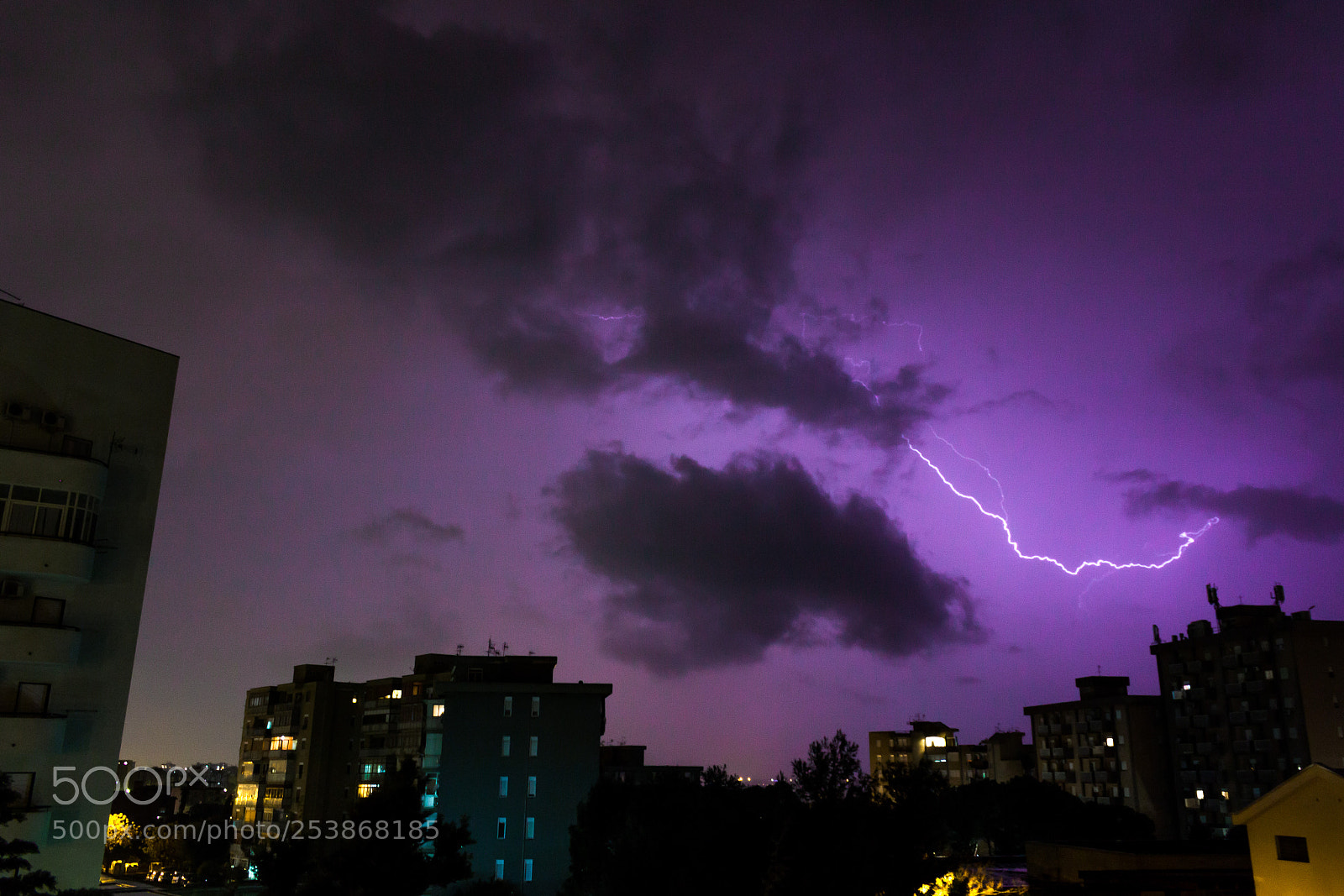 Canon EOS 100D (EOS Rebel SL1 / EOS Kiss X7) sample photo. Thunderstorm in palermo photography