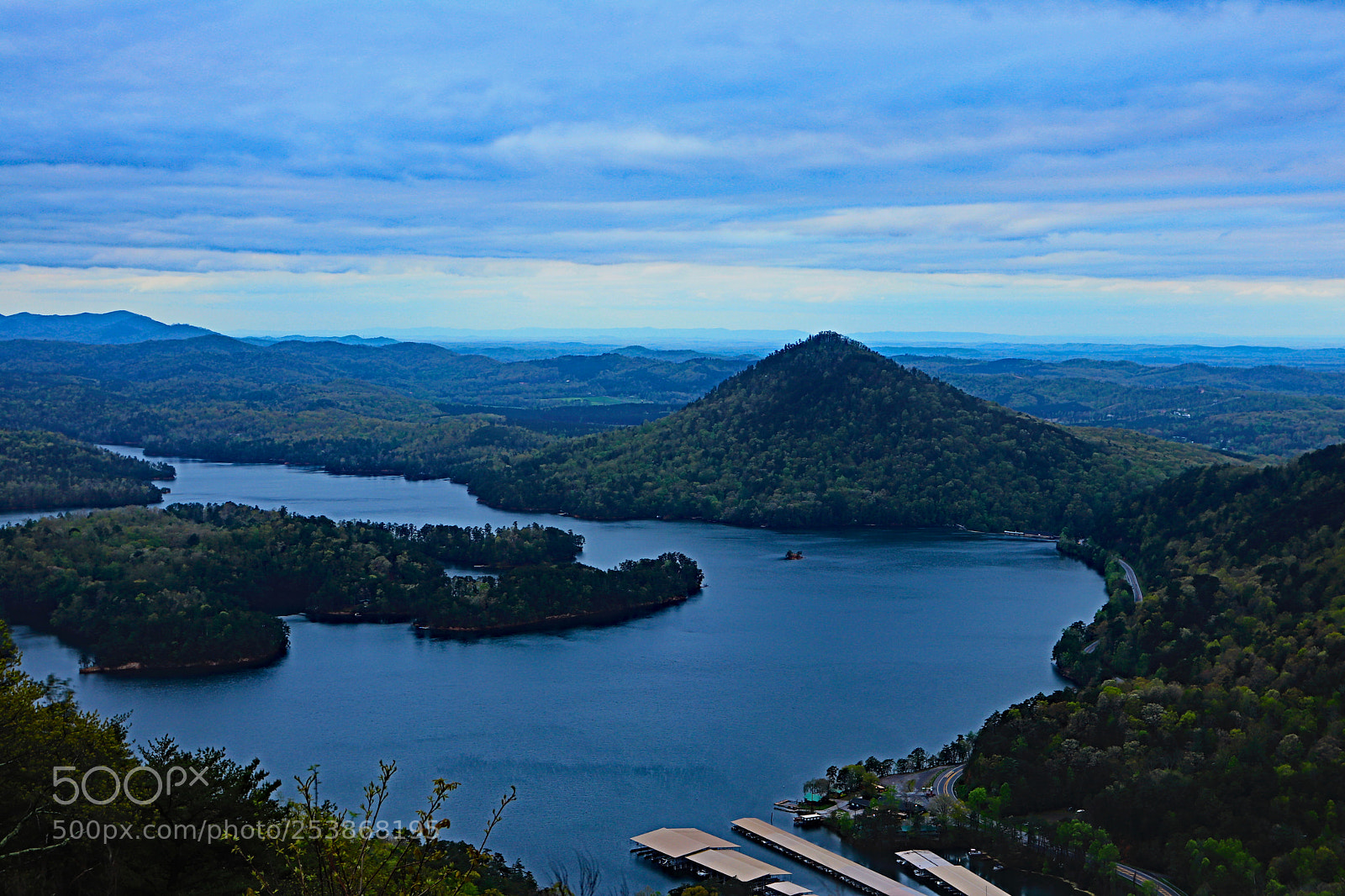 Canon EOS 200D (EOS Rebel SL2 / EOS Kiss X9) sample photo. Cold spring evening overlook photography