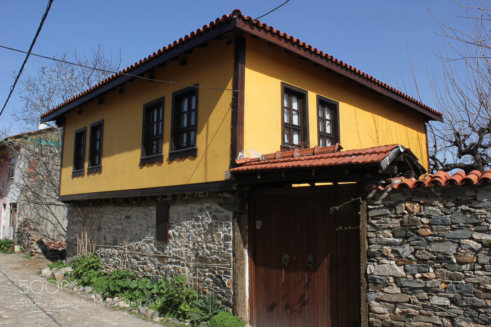 Canon EF-S 18-55mm F3.5-5.6 IS sample photo. Village house photography
