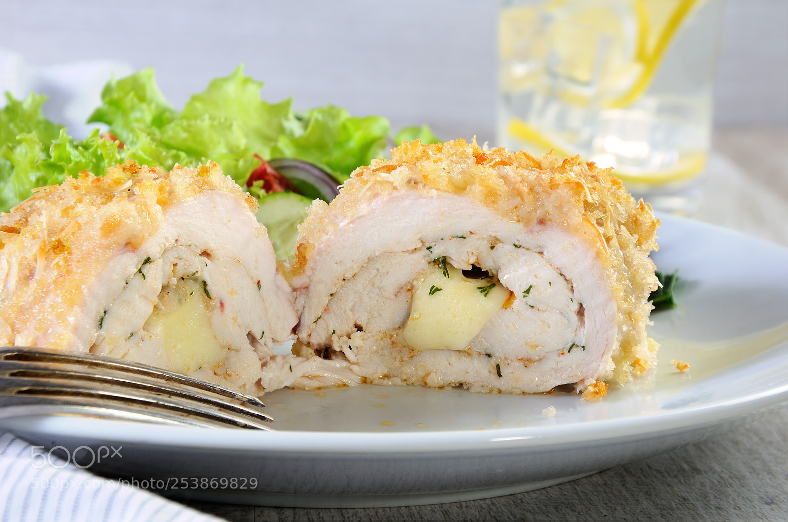 Nikon D90 sample photo. Chicken roll in breadcrumbs photography