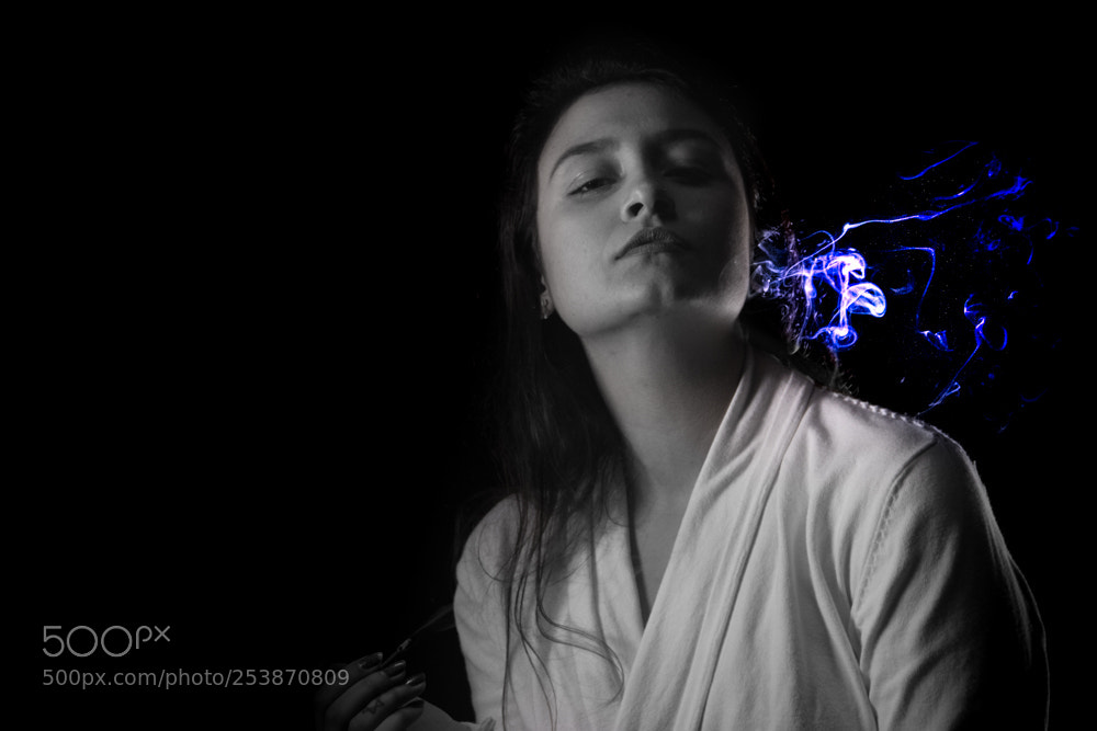 Canon EOS 60D sample photo. Dangerous girl photography