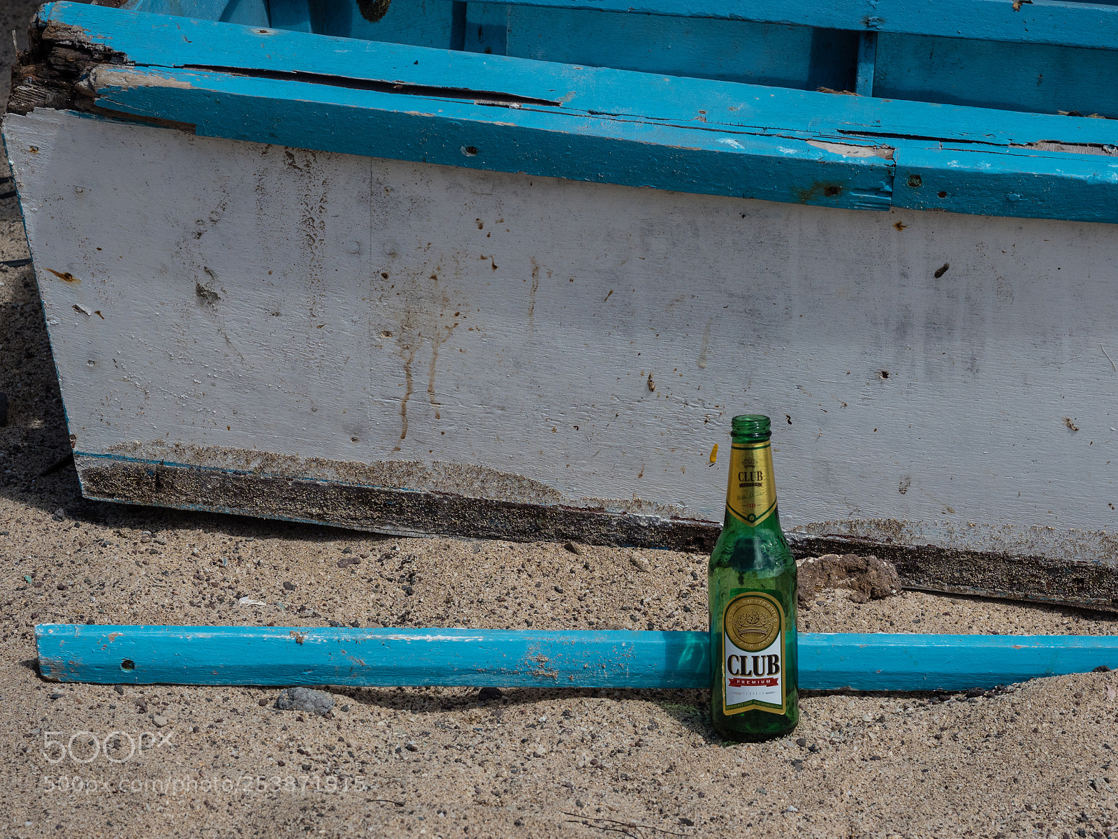 Olympus OM-D E-M1 Mark II sample photo. Beach scene photography