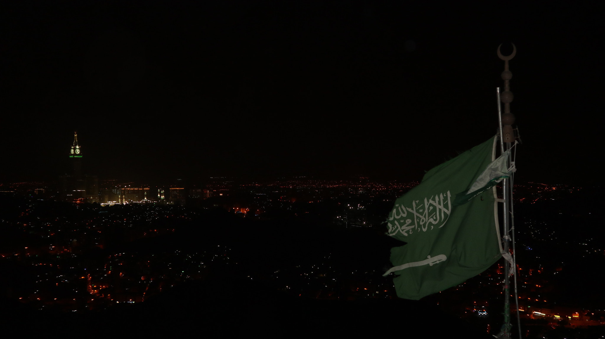 Canon EOS M6 sample photo. The green flag photography