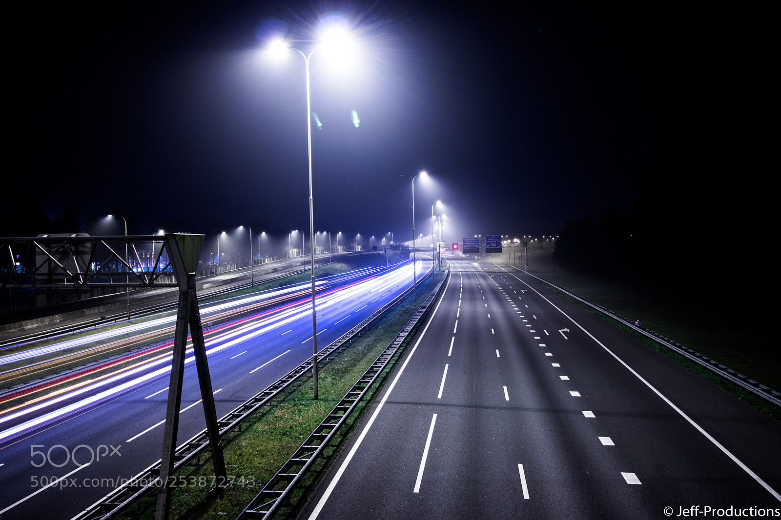 Canon EOS 77D (EOS 9000D / EOS 770D) sample photo. Amersfoort by night highway photography