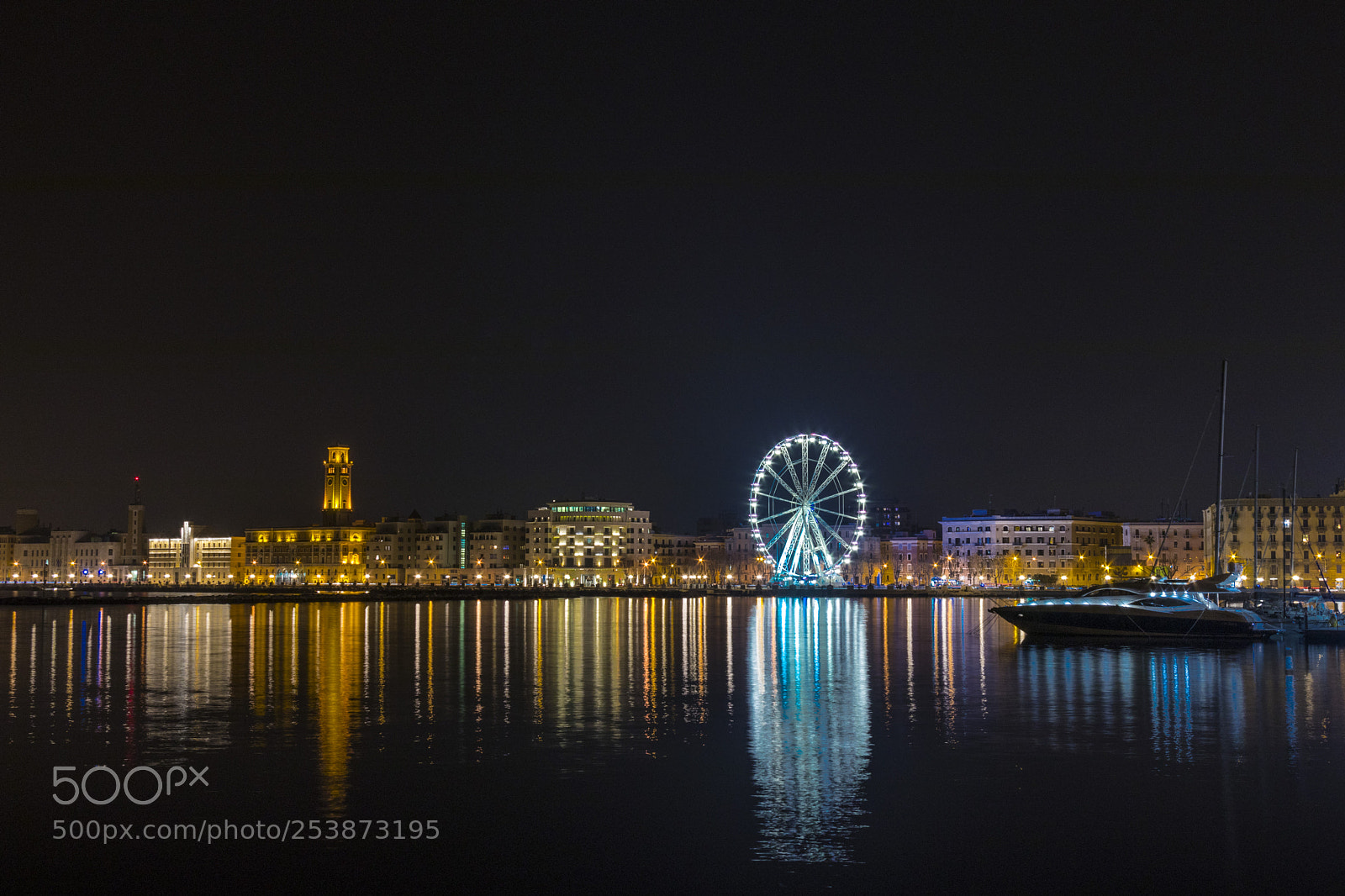 Canon EOS 80D sample photo. Bari, skyline photography