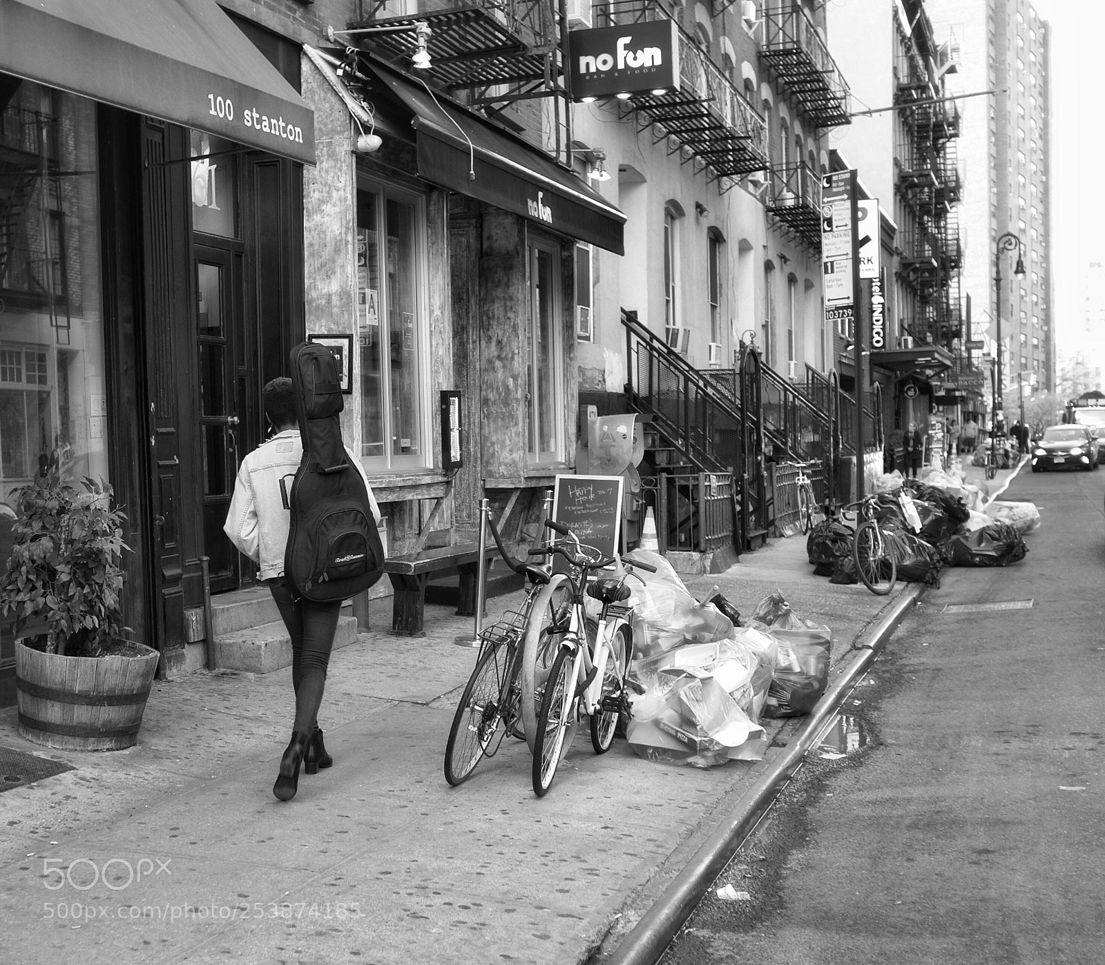 Fujifilm FinePix X100 sample photo. Lower east side street photography