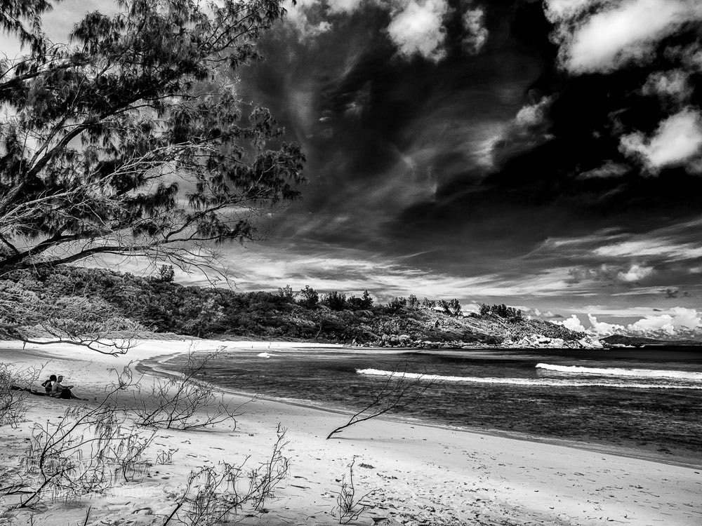 Olympus OM-D E-M1 Mark II sample photo. On the beach photography