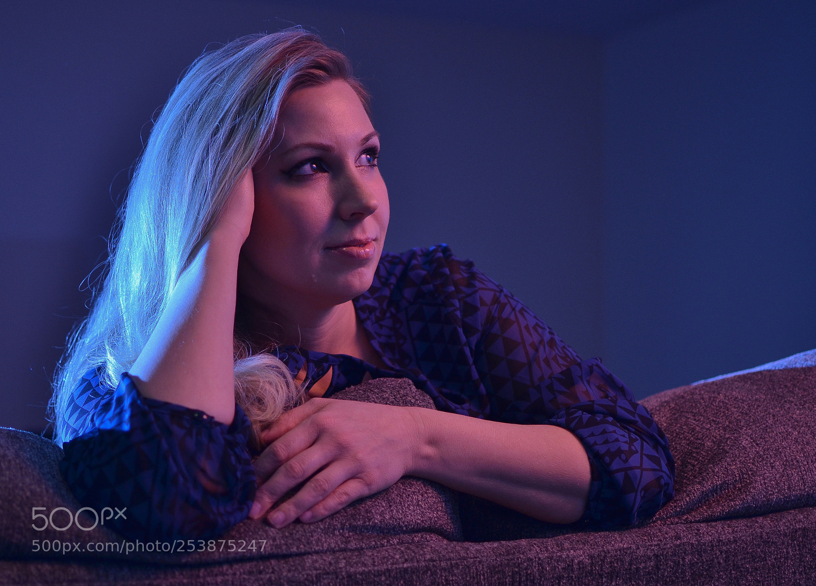 Nikon D3100 sample photo. Sarah, blue and orange photography