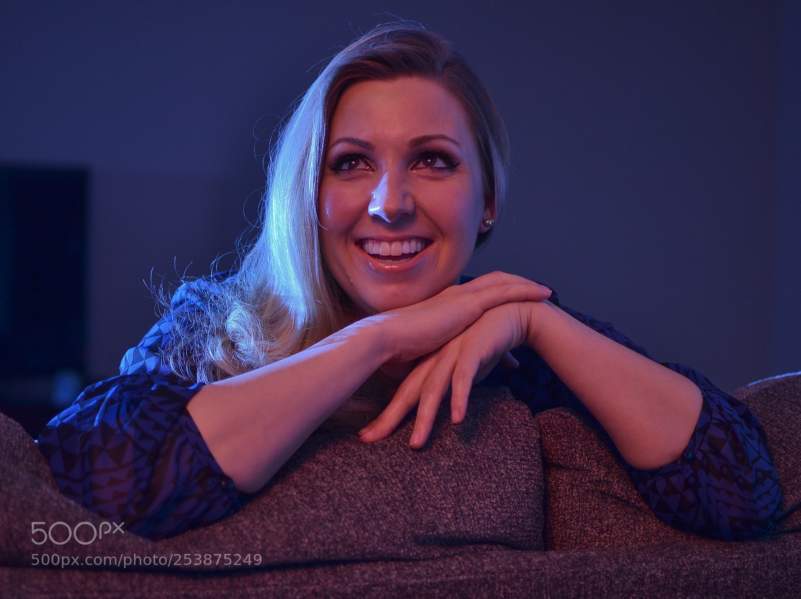 Nikon D3100 sample photo. Sarah, blue and orange photography